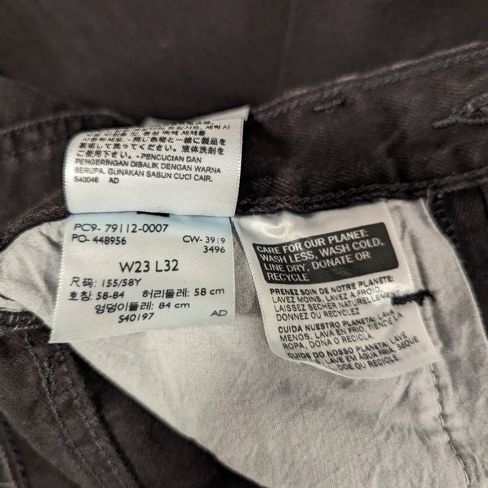 Levi's Black Flare & Wide Leg Jeans - Picture 15 of 15